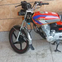 موتورسیکلت200