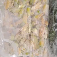 باقالی لپه شده. لوبیا سبز خردشده.