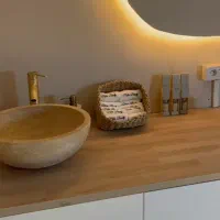 اجاره اتاق در یک مرکز پوستی لوکس به لاین ماساژ