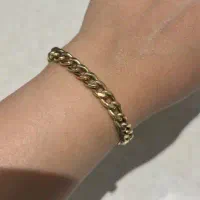 ۳۰۰بالای تابلو
