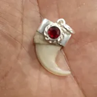 ناخن قدیمی نقره مهره