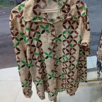 لباس زنانه و بچگانه