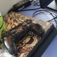 Ps4 slim 1TB