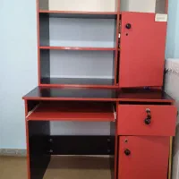 میز تحریر وقفسه کتابخانه