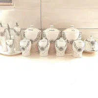 سرویس ۱۸ پارچه پا سماوری وآبلیمو خوری و نمک پاش