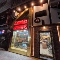 فروش-مغازه-بر-اصلی-خیابان-آزادگان