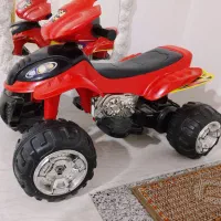 بموتور شارژی