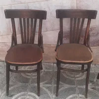 صندلی قدیمی