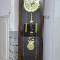 ساعت ایستاده چوبی