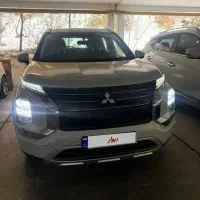 اوتلندر M لاین دو دف