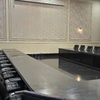 سالن کنفرانس 25 نفره مجلل|اجارهٔ کوتاه‌مدت دفتر کار و فضای آموزشی|تهران, پونک|دیوار
