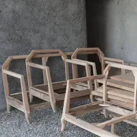 نقاش و رنگ پاش مبل