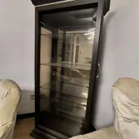 بوفه و ویترین شیشه ای در حد نو