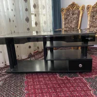 تلوزیون و میزتلوزیون