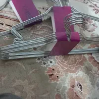 آویز لباس