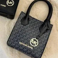 کیف مایکل کورس