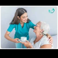 پرستار سالمندده چشمه