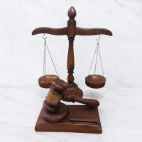 وکیل تنظیم لایحه دادخواست شکوائیه مشاوره و وکالت