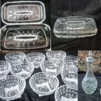 تعدای ظروف قدیمی