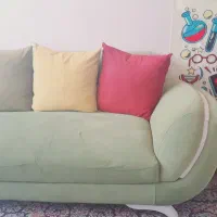 مبل سبز و سرمه ای با پایه سفید