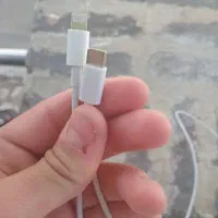 یک شارژر ایفون