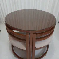 میز گرد چوبی ۴ نفره