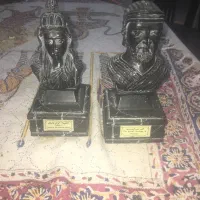 ۲ عدد مجسمه کورش کبیر