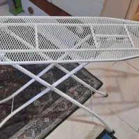 میز اتو پایه دار