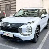 میتسوبیشی اوتلندر ۲۰۲۳