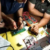 آموزش عملی برد.کامل و کاربردی. درآمدزا+مدرک