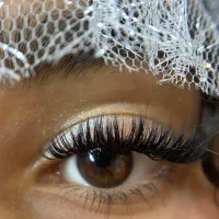 تخفیف ویژه خدمات لیفت ابرو و اکستنشن مژه