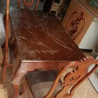 میز ناهارخوری تولید شده با چوب مرغوب گردو