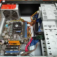 کامپیوتر ۴هسته با رم ۸ ddr3 هارد ۵۰۰ و گرافیک ۱|رایانه رومیزی|چالوس, |دیوار