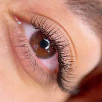 اکستنشن مژه ،کاشت،لیفت و لمینت