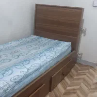 تخت یک نفره در حد نو