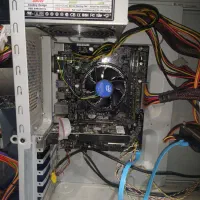 کیس کامپیوتر ایسوس h110 ddr4 رم ۸ گرافیک2