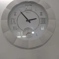 ساعت دیواری