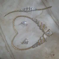 طلا لطفاً توضیحات رو مطالعه کنید