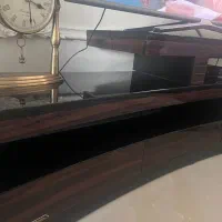 میز تی وی هایگلاس سایز متغیر مناسب هر سایز تی وی