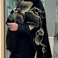 تکه دوزی و گلدوزی و نقاشی روی پارچه