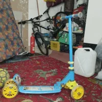 اسکوتر|دوچرخه، اسکیت، اسکوتر|دورود, |دیوار
