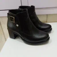 دو جفت کفش سایز 37