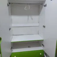 کمد لباس . دراور و آینه آرایشی