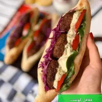 نیروی آقا یا خانوم جهت کار در فلافلی