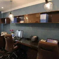 خانم ادمین تولید محتوا پاره وقت در شرکت پزشکی