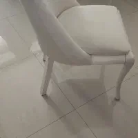 ۸ صندلی نهارخوری . یک ست مبل راحتی ۷ نفره