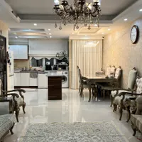 آپارتمان۸۰متری،۲ خوابه ،طبقه۳