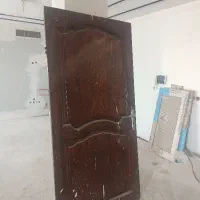 یک عدد درب ورودی واحد کاملا سالم