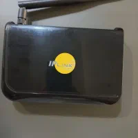 یک دستگاه مودم