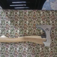تبر و دو عدد بامبو